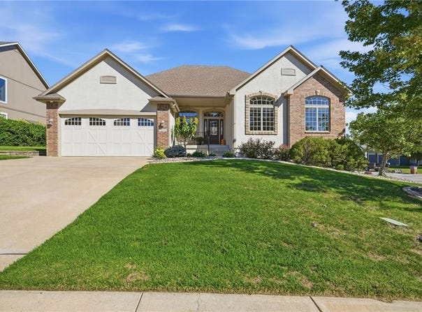 1510 Spur Ridge Circle, Raymore, MO 64083