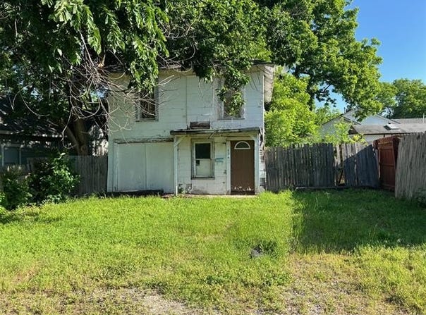 404 W 18th, Ada, OK 74820