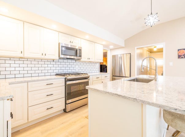 252 Evans Trail, Tipton, MI 49287