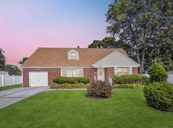 336 Princeton Street, Westbury, NY 11590