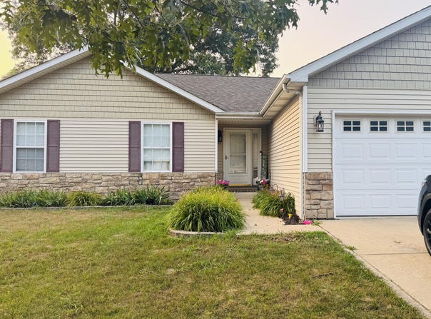 6458 Monument Avenue, Portage, IN 46368