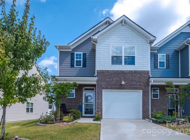5036 Moss Pine Way, Tega Cay, SC 29708