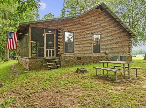 8 Iveon Clay, Pangburn, AR 72121