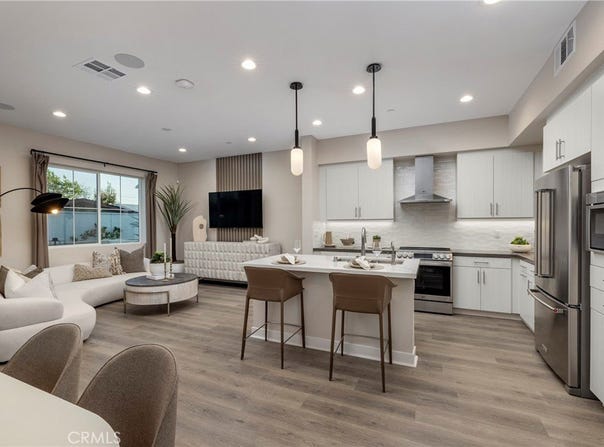 1311 Yannis Court, El Cajon, CA 92019