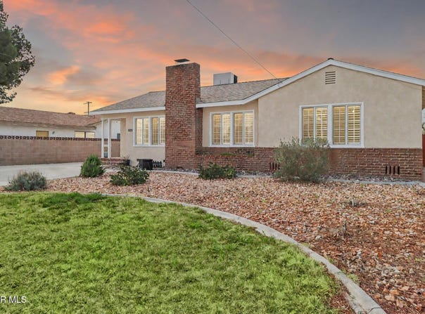 1202 W Lancaster Boulevard, Lancaster, CA 93534