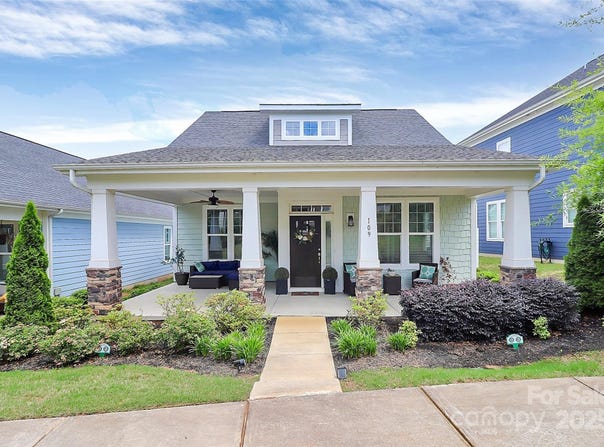 109 Mac Alley, Cramerton, NC 28032