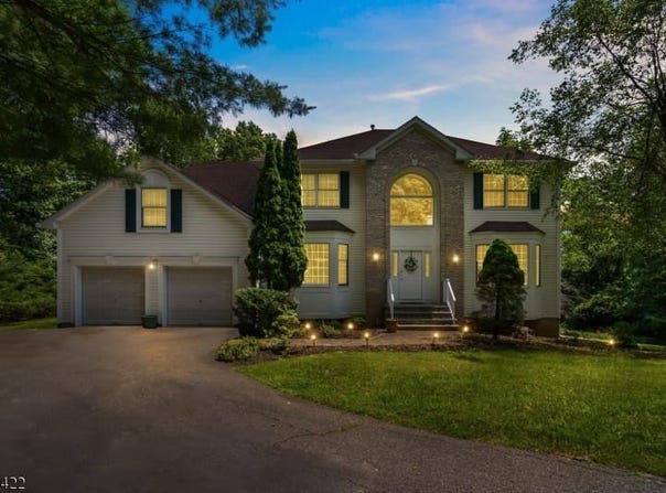 36 Indian Spring Rd, Mount Olive Twp., NJ 07828