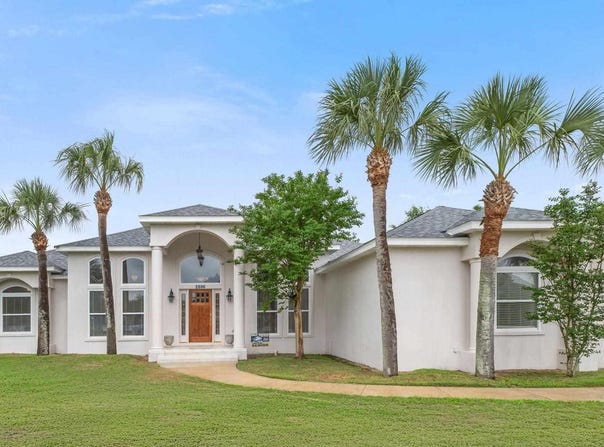 2596 Mary Fox Dr, Gulf Breeze, FL 32563