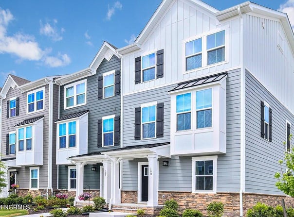 100 Fost Boulevard, Moyock, NC 27958