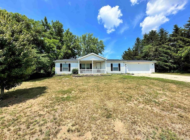 3853 E Countryview Lane, Monticello, IN 47960