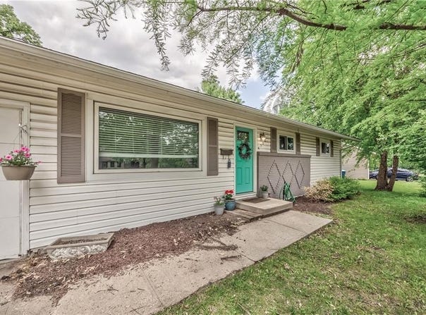 4306 W 78th Terrace, Prairie Village, KS 66208
