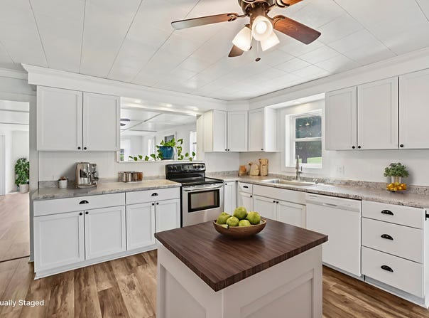 N2503 Ullom Road, Monroe, WI 53566