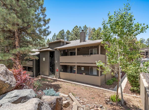 1385 W University Avenue, Flagstaff, AZ 86001