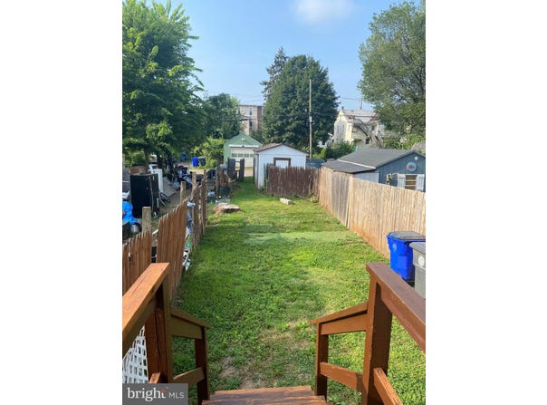 348 LINCOLN AVENUE, POTTSTOWN, PA 19464