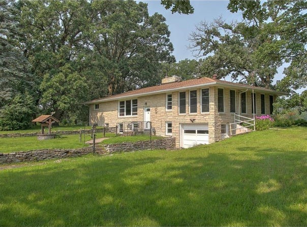 9325 County Road 5 NE, North Branch, MN 55056