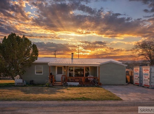 335 Augusta Drive, Arco, ID 83213