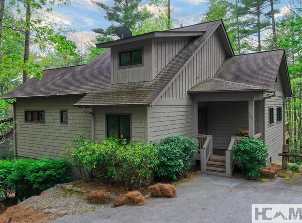 256 Scotch Highlands Loop, Sapphire, NC 28774