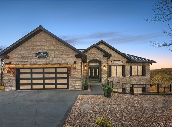 674 Lazy Days Road, Osage Beach, MO 65065