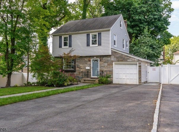 1370 Beverly Rd, Union Twp., NJ 07083-7590