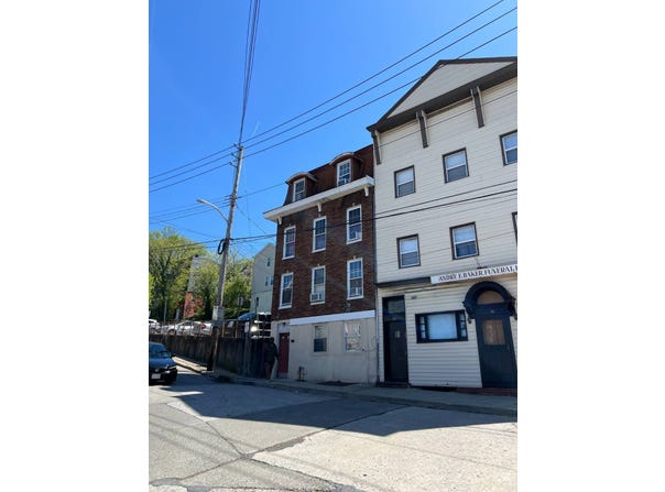 38 Main St, Ossining, NY 10562