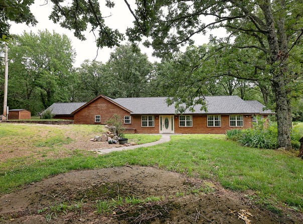 6070 State Highway Cc, Niangua, MO 65713