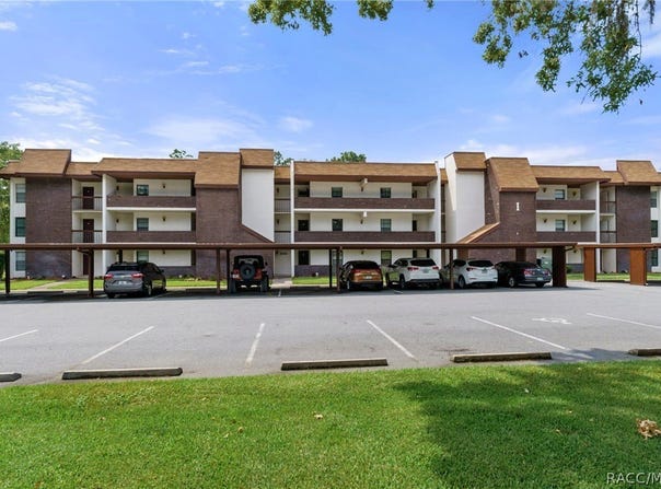 1 Cypress Run unit: 13B, Homosassa, FL 34446