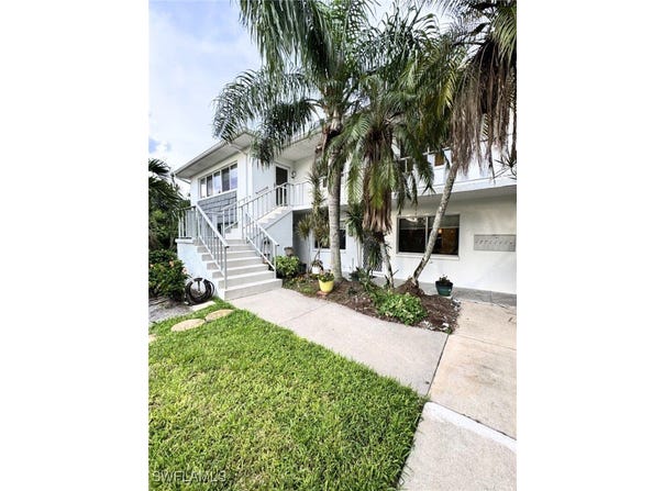 431 Van Buren Street unit: E2, Fort Myers, FL 33916