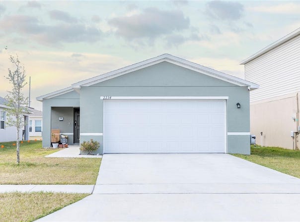 2234 MAJESTIC SPAN Avenue, EAGLE LAKE, FL 33839