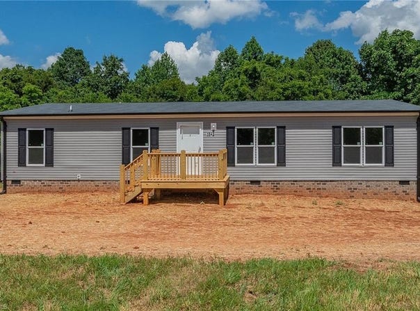 1849 Garner Road, Yadkinville, NC 27055