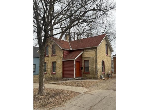 320 8th Avenue S, Saint Cloud, MN 56301