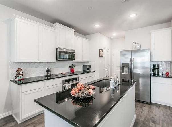 1129 Rusk Way, Lewisville, TX 75077