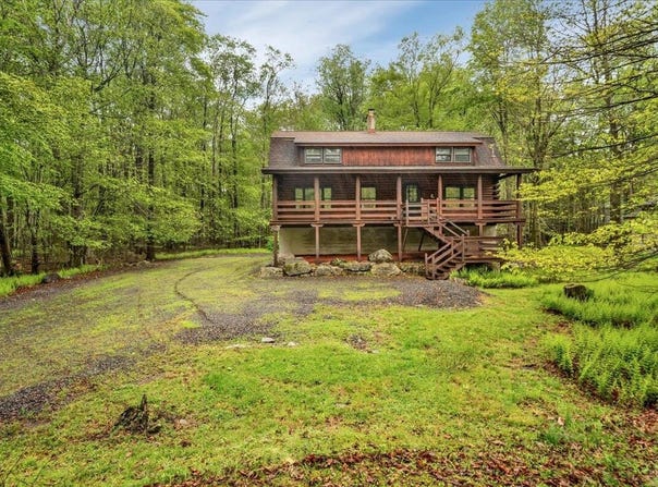 58 Sunset Dr Drive, Clifton Township, PA 18424