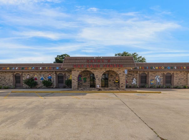1401 E Admiral Doyle Drive, New Iberia, LA 70560