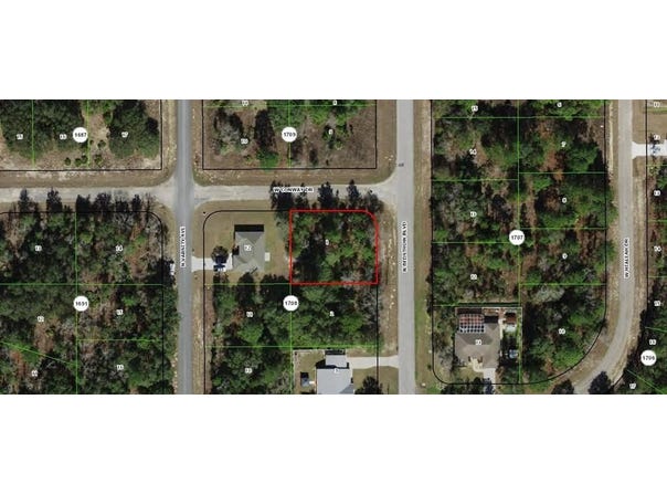 6689 N Bedstrow Blvd, Citrus Springs, FL 34434