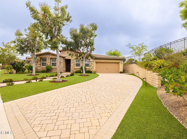 1504 Arroyo View Street, Newbury Park, CA 91320