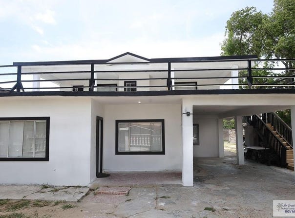 1157 CROCKETT AVE., BROWNSVILLE, TX 78521