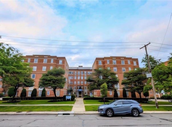 19015 Van Aken Boulevard, Shaker Heights, OH 44122
