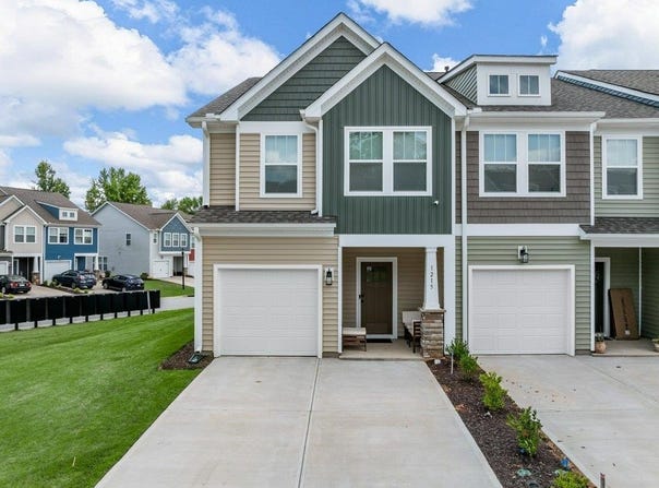 1215 Cherry Orchard, Moore, SC 29369