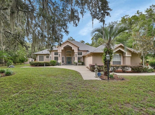 6131 PATILLO DRIVE, DE LEON SPRINGS, FL 32130