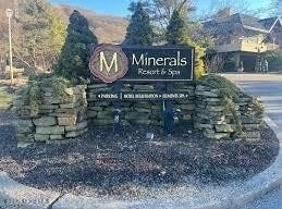 2 Chamonix Drive, Vernon, NJ 07462