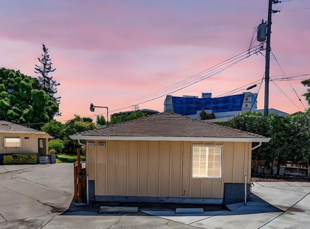 19792 Stanton Ave, Castro Valley, CA 94546