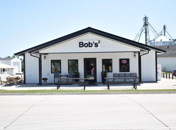 400 W Main, Seymour, IA 52590