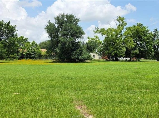 TBD West Blackshear Street, Hearne, TX 77859