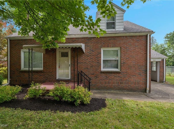 2339 Renwick Drive, Poland, OH 44514