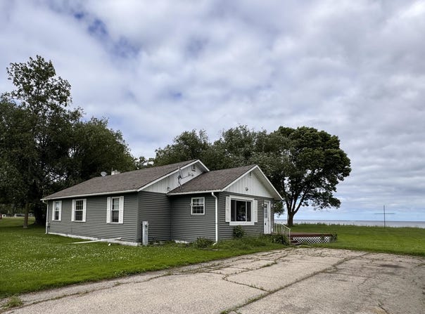 6988 COUNTY ROAD Y, OCONTO, WI 54153-9362