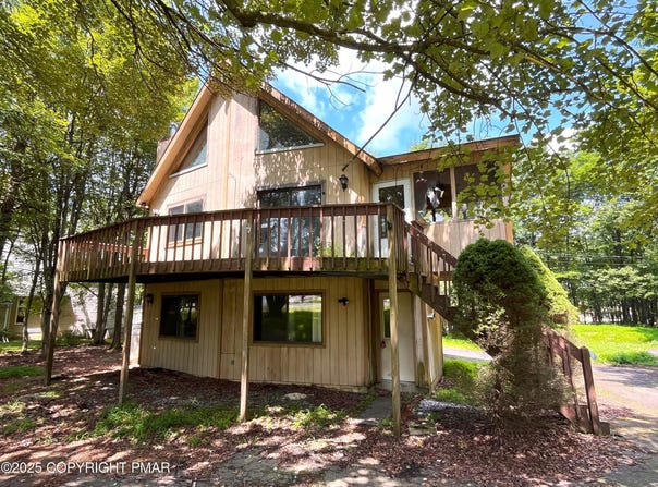 19 Petrarch Trail, Albrightsville, PA 18210