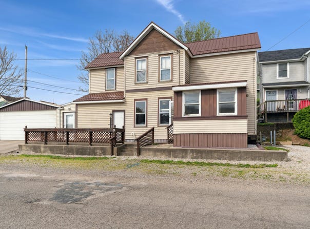9 S 11th Street, Newark, OH 43055
