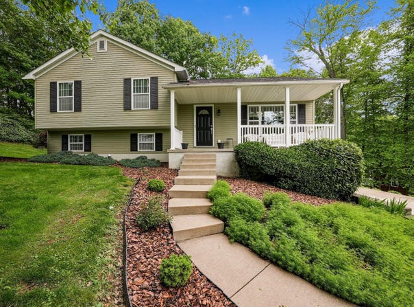 270 Trappers Hollow Road, Zanesville, OH 43701