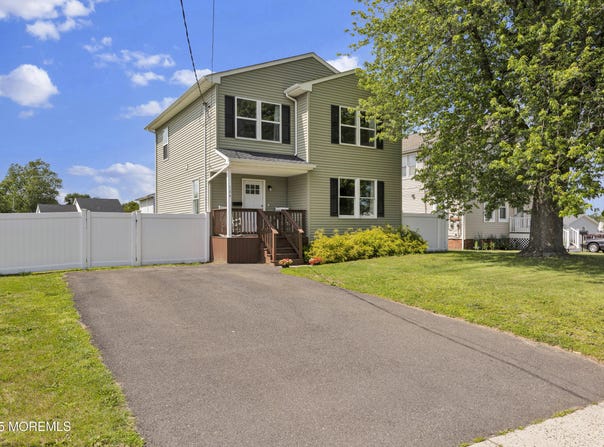 134 County Road, Cliffwood, NJ 07721