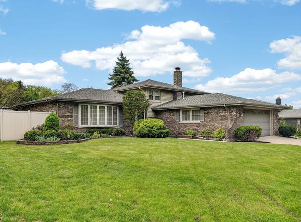 14142 Timothy Drive, Orland Park, IL 60462
